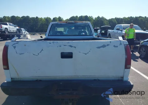 1992 Chevrolet Gmt-400 C1500 z USA, uszkodzony, nr VIN 1GCEC14H0NE197331